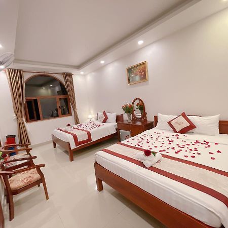 Hotel Thiên Phú à Đà Lạt Extérieur photo