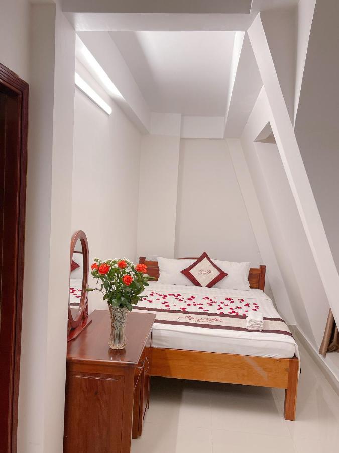 Hotel Thiên Phú à Đà Lạt Extérieur photo