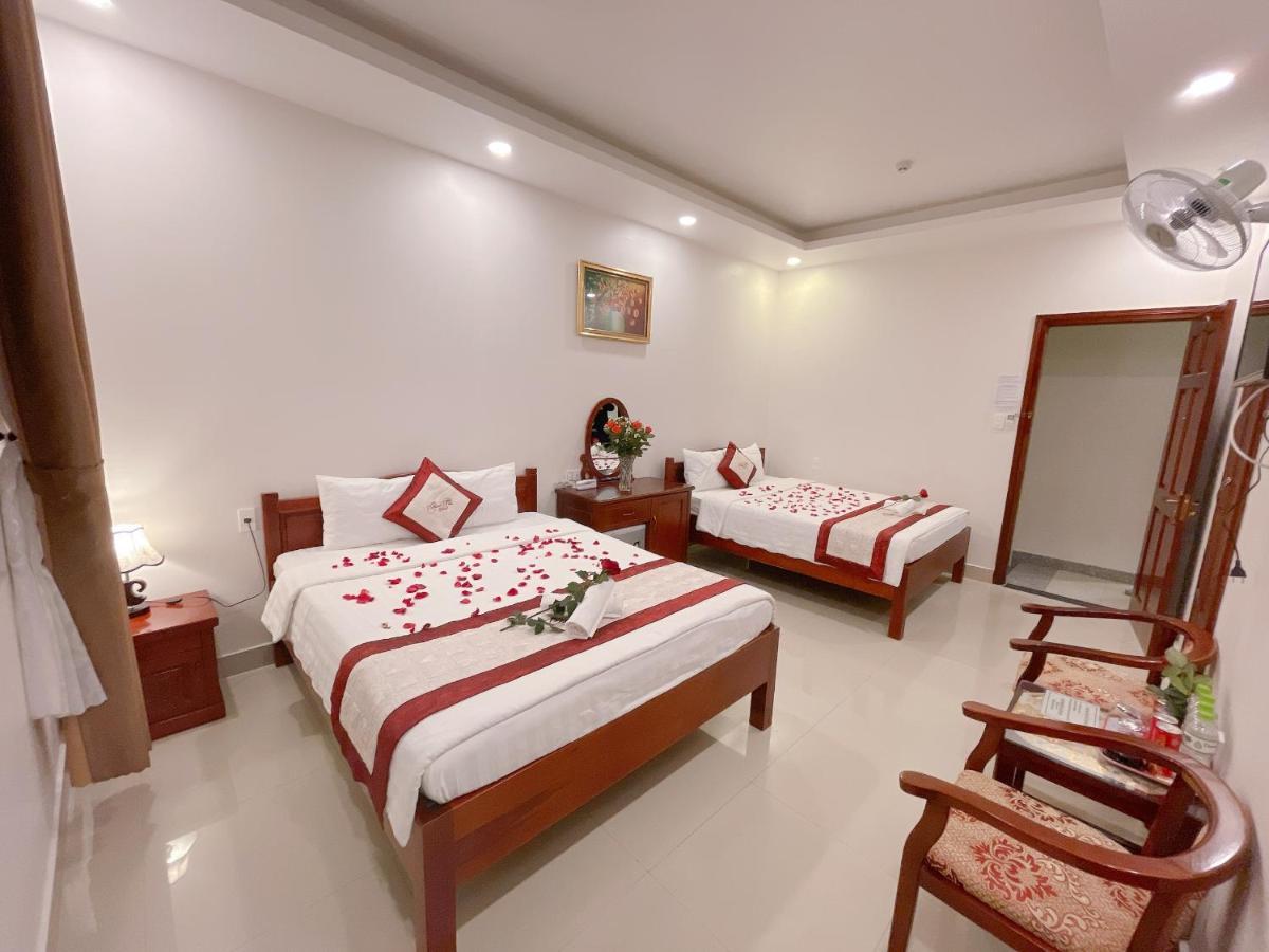 Hotel Thiên Phú à Đà Lạt Extérieur photo
