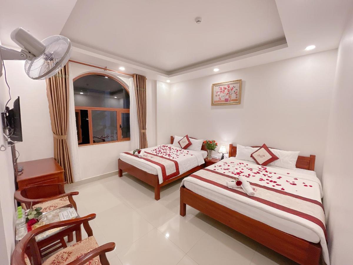 Hotel Thiên Phú à Đà Lạt Extérieur photo