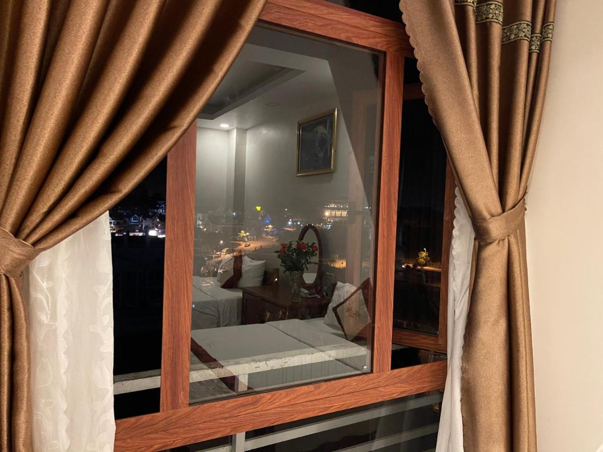 Hotel Thiên Phú à Đà Lạt Extérieur photo