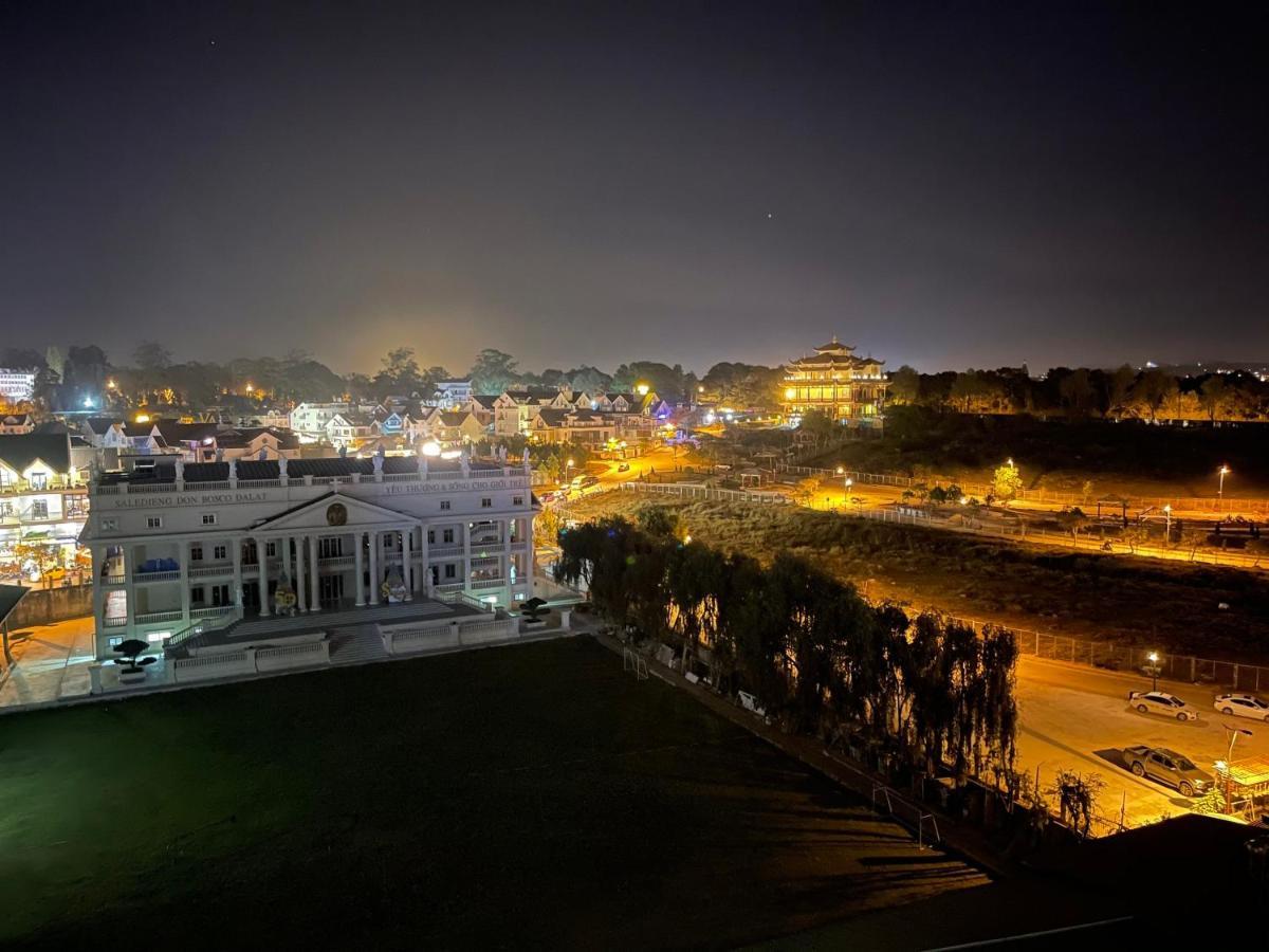 Hotel Thiên Phú à Đà Lạt Extérieur photo